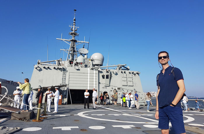En la fragata Álvaro de Bazán en el puerto de Santander