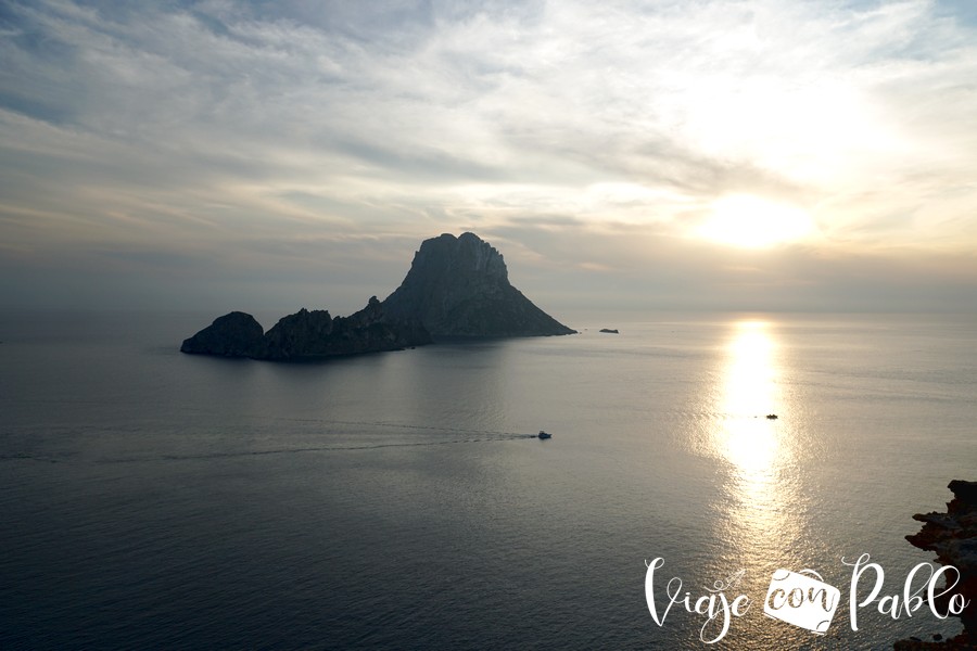 Atardecer en el mirador de Es Vedrá