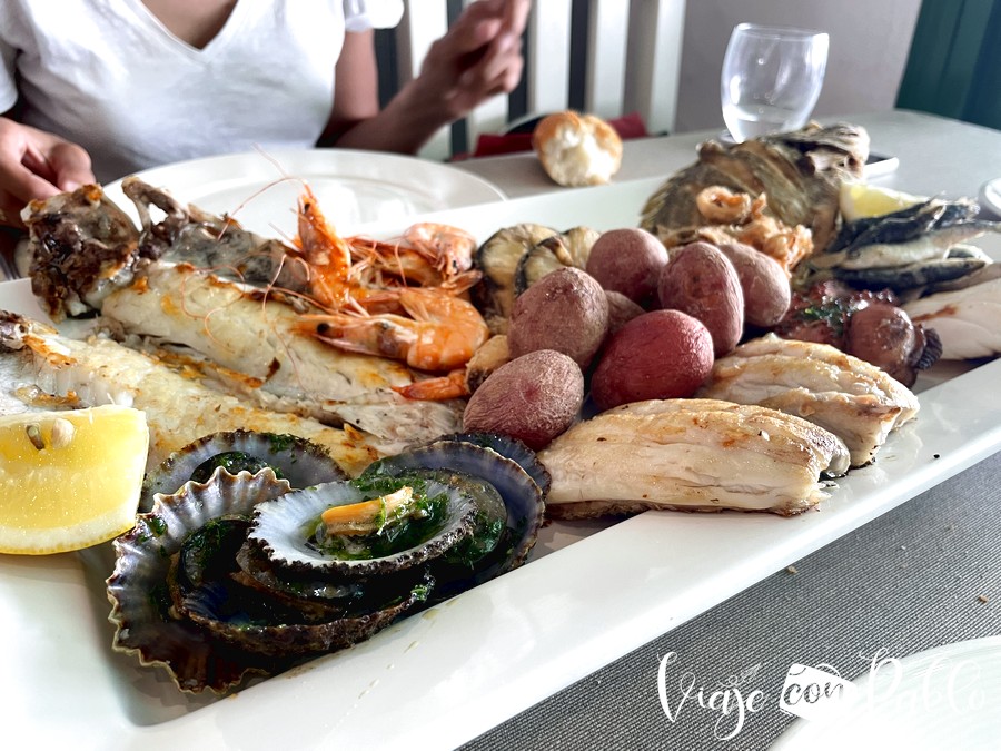 Parrillada de pescado del restaurante El Amanecer