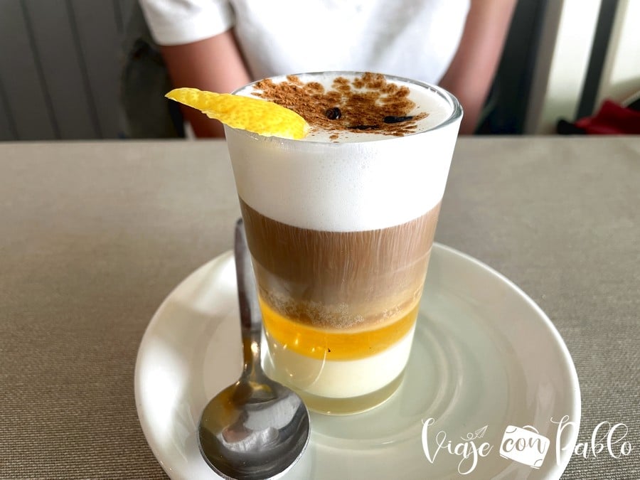Barraquito en el restaurante El Amanecer