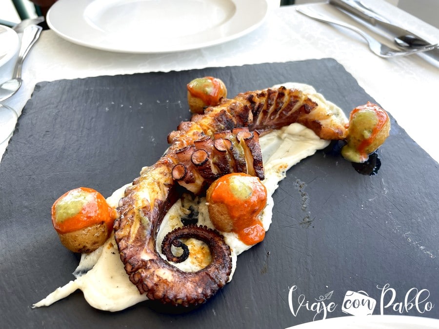 Pulpo a la parrilla de El Cangrejo Rojo