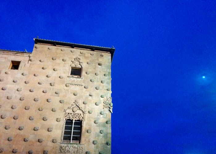 Casa de las Conchas Salamanca San Valentín
