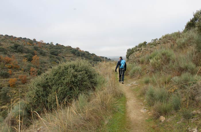 Sendero que conduce al Pozo Airón
