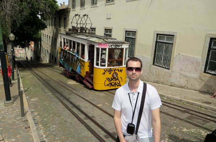 Elevador da Gloria ruta por el Chiado