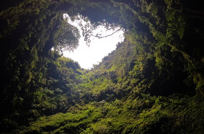 Algar do Carvao en Terceira viajar a las Azores por libre